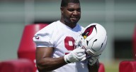 Love of game keeps Cardinals' Calais Campbell on field