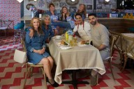 Chicken Sisters' Lea Thompson Teases Season 2 ‘Quarrels,’ What's to Come