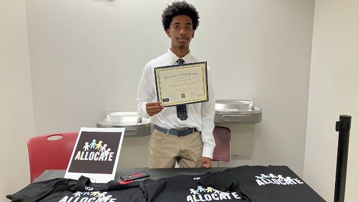 Birmingham helps teens fight gun violence through entrepreneurship
