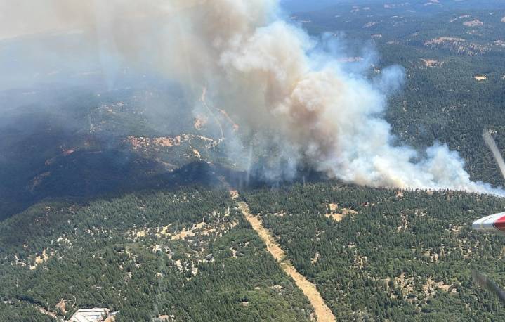 Evacuation orders issued as Tiger Fire spreads in Amador County