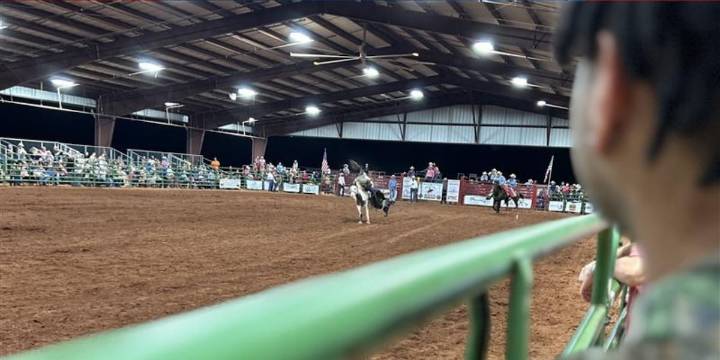 Anderson Co. sheriff’s foundation hosts rodeo