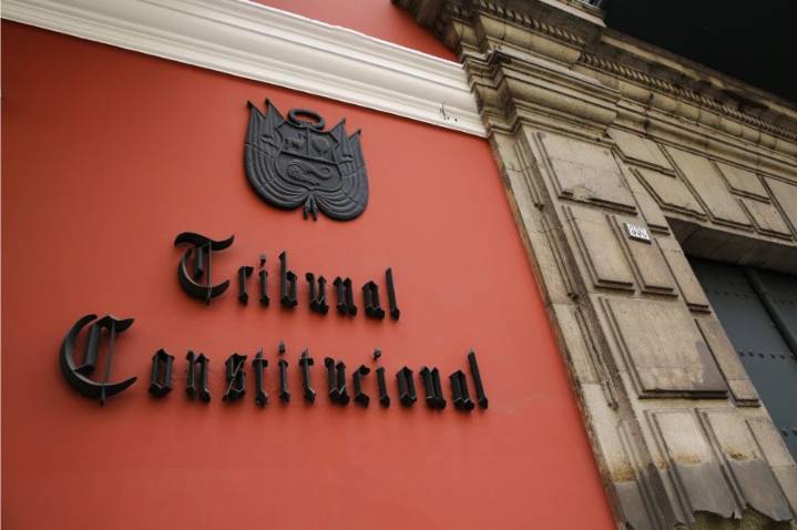 TC admite demanda de inconstitucionalidad de Colegio de Abogados de Arequipa contra DU que aprobó gobierno a favor de PetroPerú