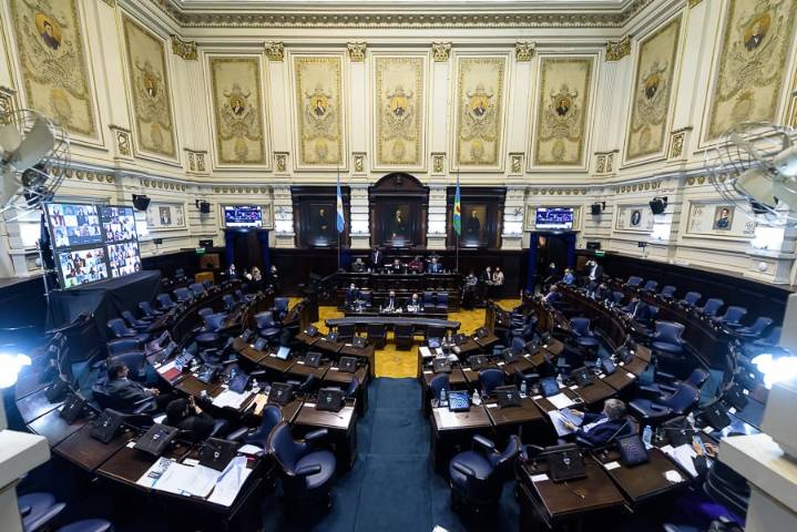 Elecciones en Buenos Aires: el peronismo se juega la mitad de las bancas en la Legislatura