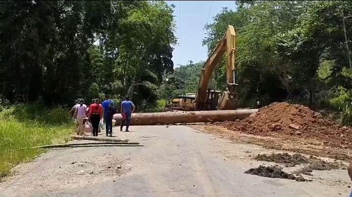 Colapsó tramo vial entre los municipios Mejía y Montes en Sucre