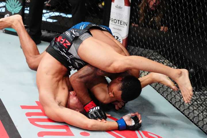 Calls Mount for UFC to Ban WWE-Style Move After Referee Delay Worsens Scary KO Loss