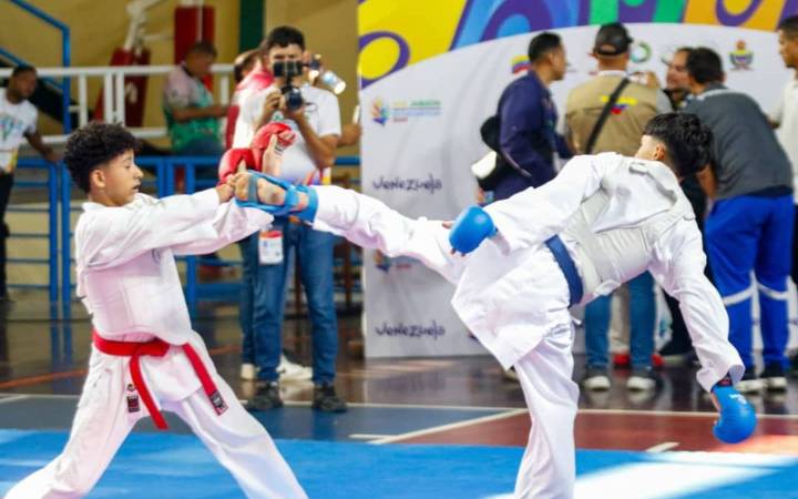 Karate do mirandino se luce en Juegos Estudiantiles