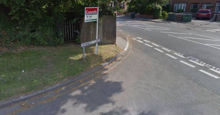 Thieves demand car keys during 'frightening' burglary in Coventry