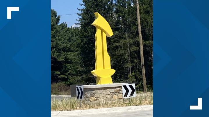 Saugatuck Twp. holds dedication ceremony for first piece of public art