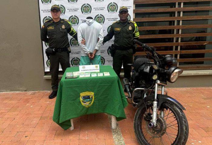 Dos presuntos fleteros capturados tras hurtar $5 millones