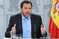 'Caos ferroviario': Puente se salva de comparecer gracias a la abstención de Podemos