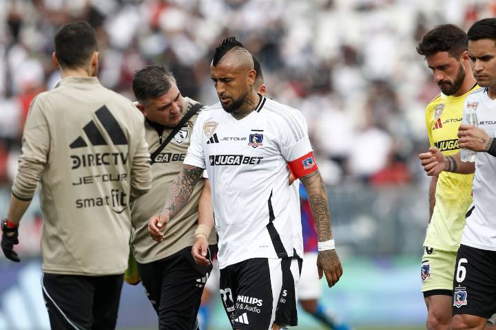 VIDEO. El Monumental se hizo escuchar: las fuertes pifias contra Esteban Pavez tras sustituir a Arturo Vidal ante la UC