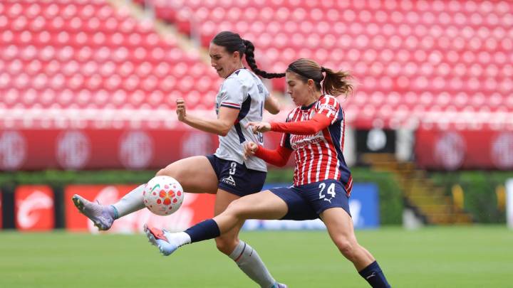 Chivas rescata de última hora el empate frente a Cruz Azul
