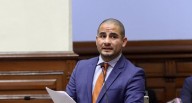 Congreso: Comisión de Constitución retira propuesta para aumentar a 42 mil soles sueldos de diputados y senadores | Arturo Alegría 