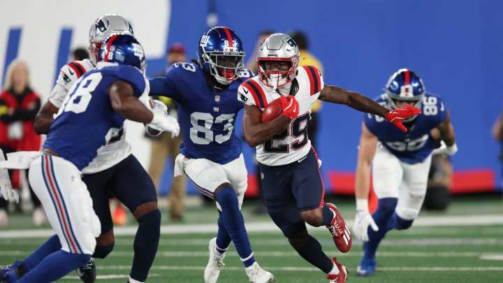Take a Look: Studs & duds from Patriots 42-10 preseason loss to Giants