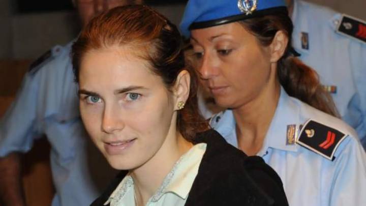 La 'retorcida' historia de Amanda Knox, la estudiante acusada de un crimen que nunca cometió