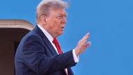 Estados Unidos avanza que los aranceles a los chips llegarán pronto y podrían alcanzar el 300%
