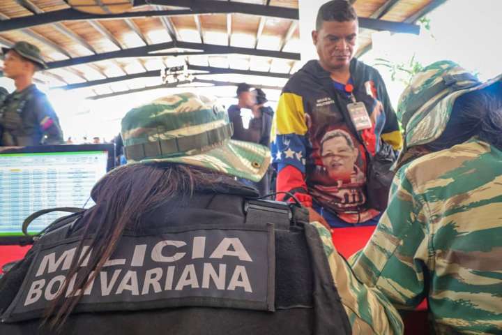 En Carabobo se realizó el plan de alistamiento en las plazas Bolívar