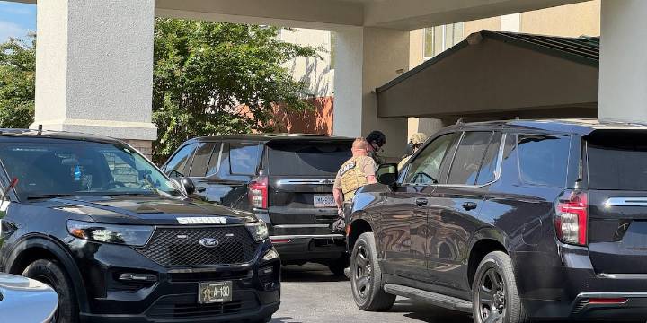 Law enforcement responds to ongoing situation at Kings Mountain hotel