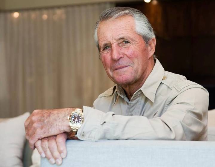 Gary Player Keeps Thoughtful ‘Promise’ to Late Wife Four Years After Her Death Four years after his wife’s passing, Gary Player remains devoted to her final wish, caring for underprivileged children. 