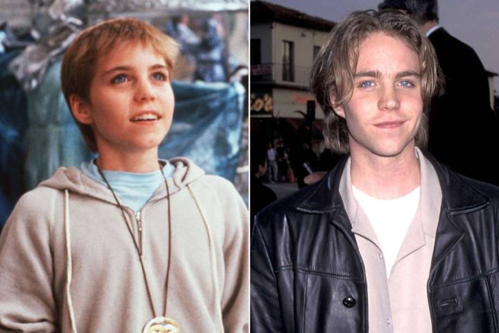 The Tragic Story of Child Actor Jonathan Brandis, Who Died at 27