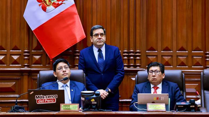 Pretenden que los nuevos congresistas ganen S/ 42 mil