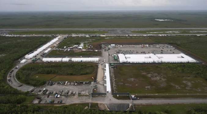 Jueza federal ordena el cierre del centro de detención “Alcatraz de los Caimanes” en Florida