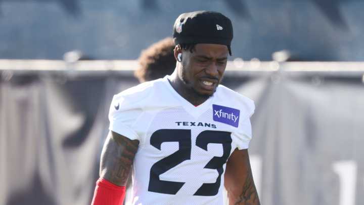 Texans get encouraging — and surprising