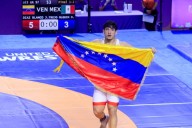 Juan Díaz sumó oro en lucha grecorromana