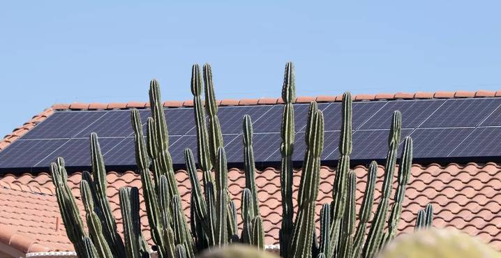 What Phoenix households need to know as clean energy credits end