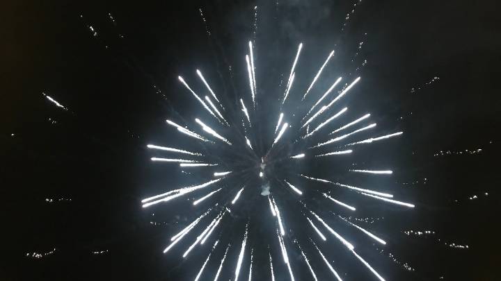 Prohibición (hasta el lunes) de fuegos artificiales en la región por el riesgo de incendios