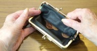 People on Universal Credit and PIP wake up to mystery DWP payment and reference