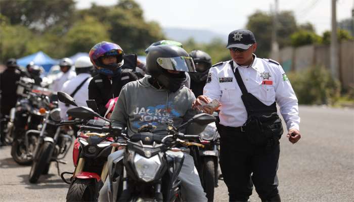 Huixquilucan retira de circulación mil 900 motocicletas con operativo de reordenamiento vial