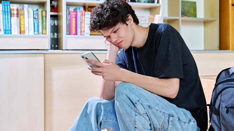La sensibilidad al estrés y la ideación suicida en la población universitaria