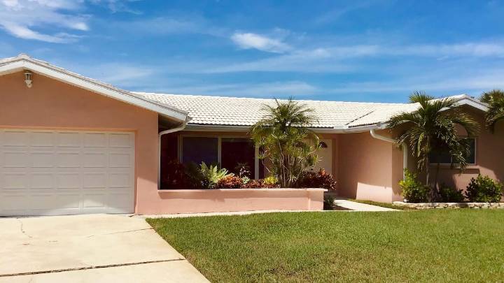 She spent 50 years in a perfect pink house — then came Hurricane Helene