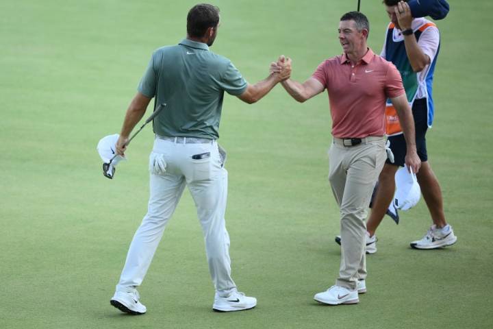 MacIntyre posts a 64 and builds 5-shot lead over Scheffler at BMW Championship