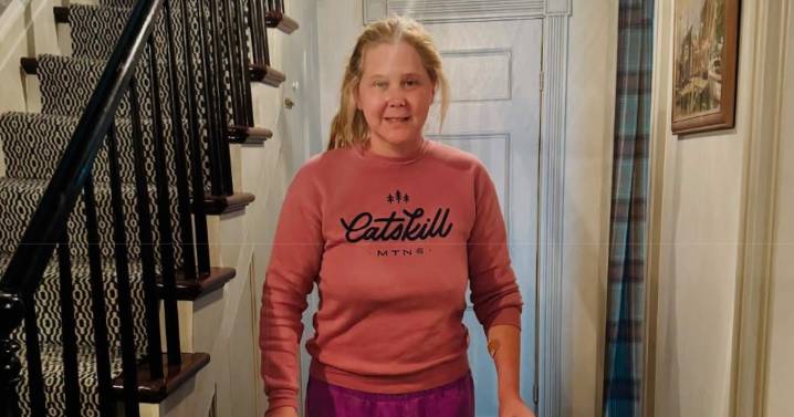 Amy Schumer Shares Pic Of Her Using a Walker After Spinal Surgery