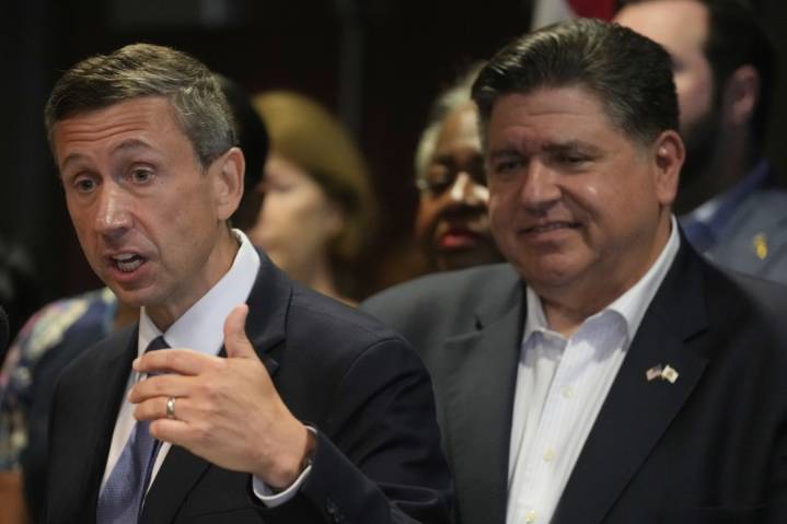 Amid redistricting battle, Dems find aggressive identity