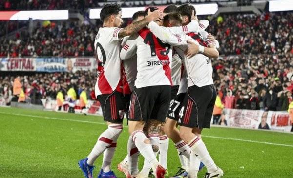 Hora, TV y formaciones: River va por la exclusividad de la cima ante el bravo Lanús