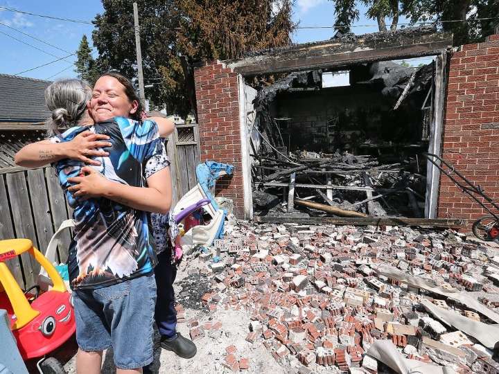 'Get out!' — Passerby rouses family ahead of flames engulfing home
