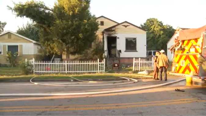 Evansville firefighters respond to house fire