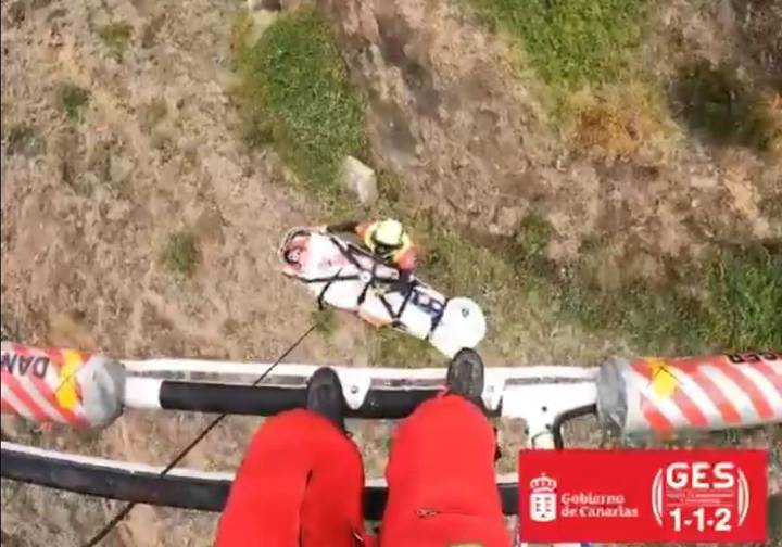 Rescatan en helicóptero a una joven en Anaga tras sufrir una caída