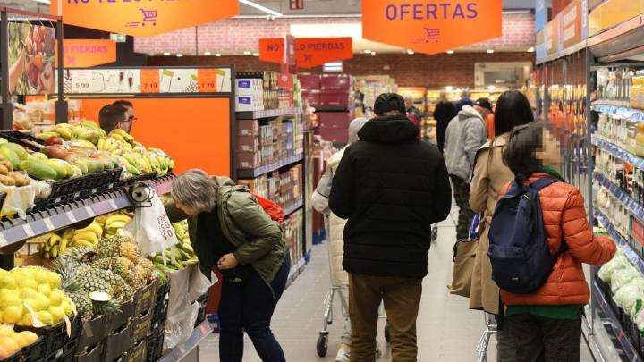 La inflación se mantiene en agosto en el 2,7% pese a bajar el precio de los alimentos