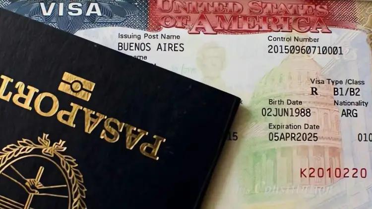 Estados Unidos impondrá depósito de hasta 15 mil dólares a turistas de ciertos países
