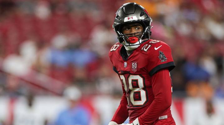 How much Shilo Sanders was fined for punch vs. Bills