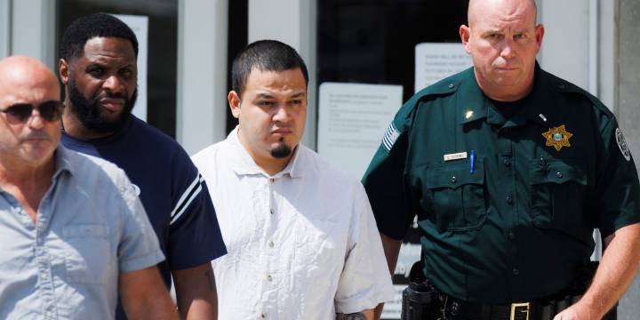 Back home in Maryland, Kilmar Abrego Garcia faces deportation again as he reports to ICE office