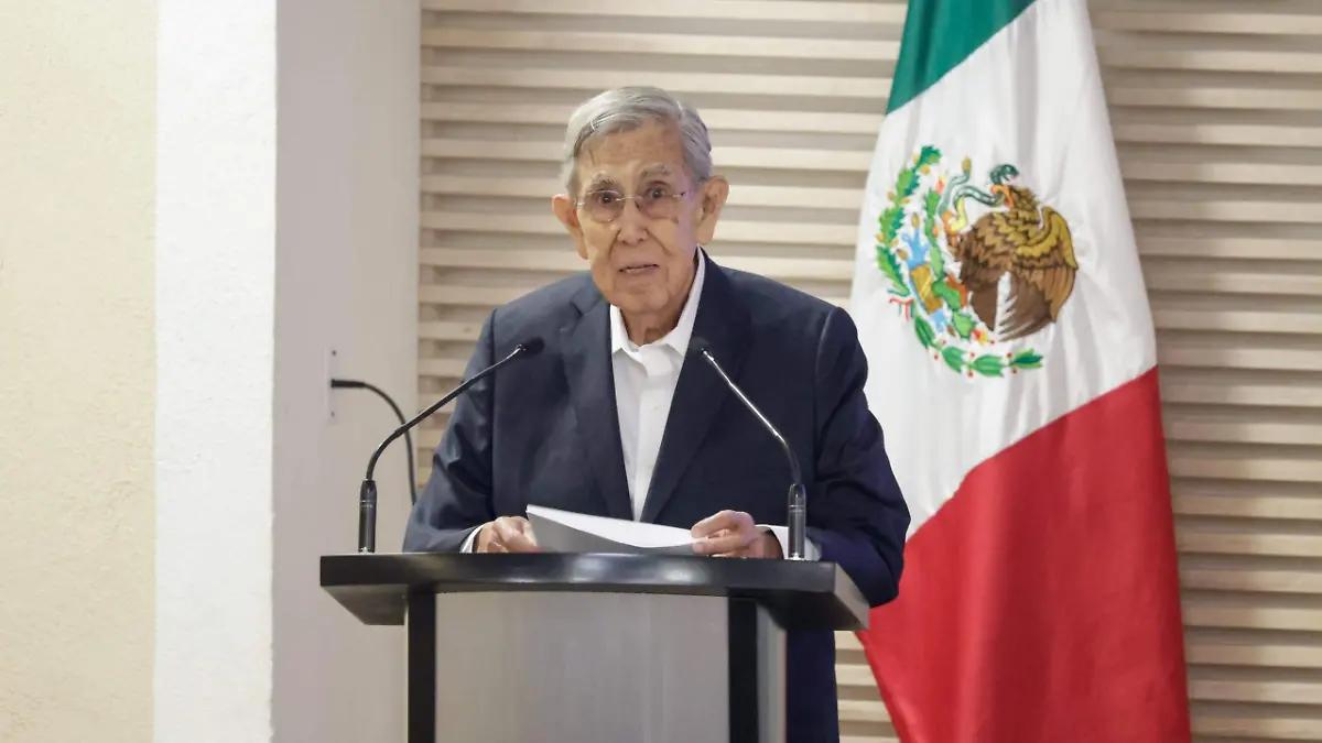 Cuauhtémoc Cárdenas advierte que México aún enfrenta desigualdad social