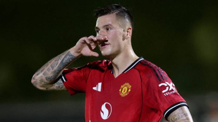 Man Utd's new £74m striker provided the most astonishing moment in Grimsby loss
