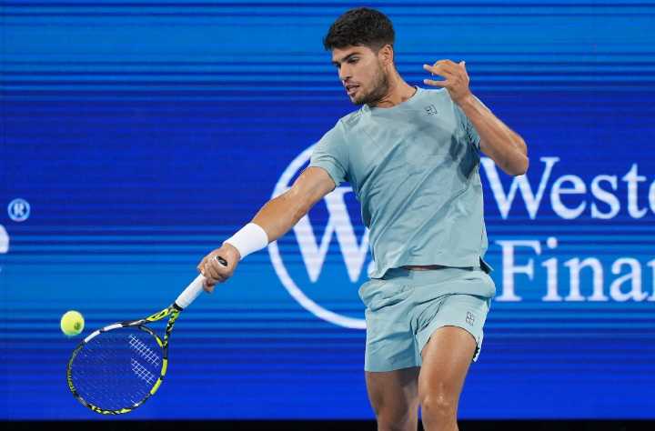 Deportes | Otra final de Alcaraz ante Sinner: peleará por el título en Cincinnati tras ganar a un mermado Zverev