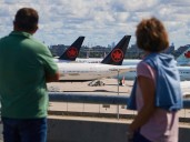 Air Canada says flights will resume Tuesday night after flight attendants strike ends