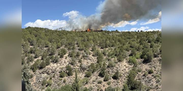 Wildfire prompts evacuation orders in Garfield County